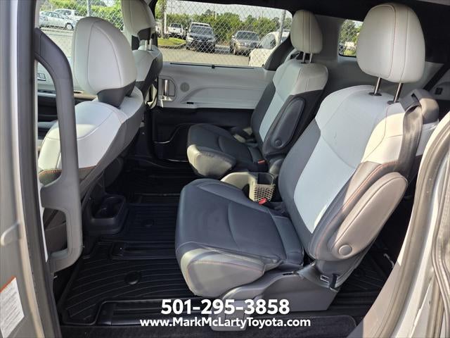 2021 Toyota SIENNA XSE XSE 7 Passenger