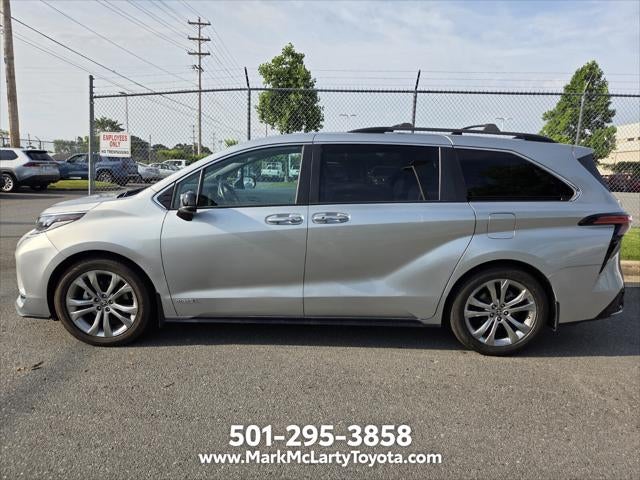 2021 Toyota SIENNA XSE XSE 7 Passenger