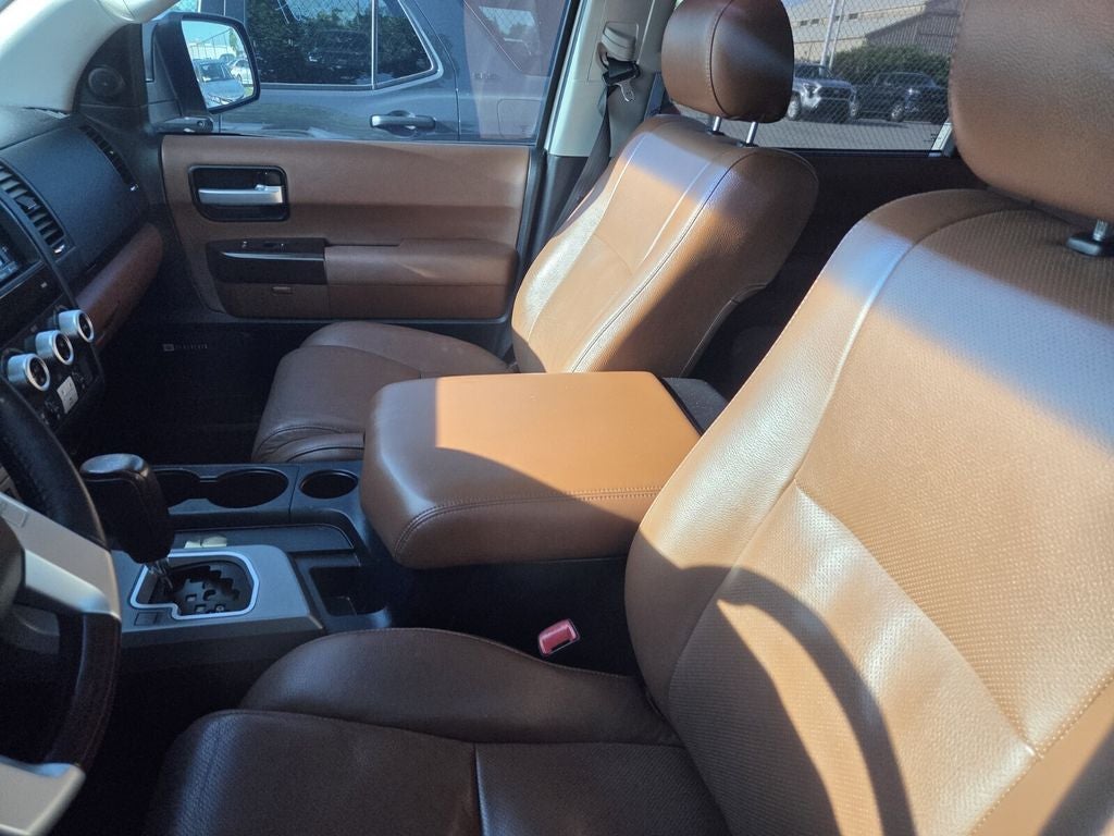 2014 Toyota SEQUOIA 4X4 Platinum