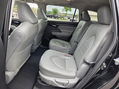 2022 Toyota HIGHLANDER HYBRD XLE