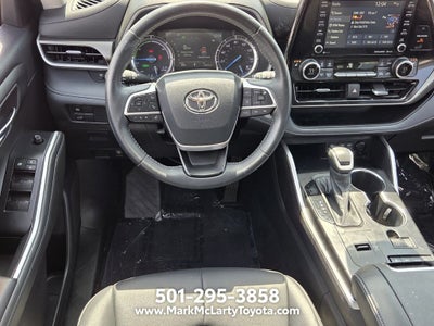 2022 Toyota HIGHLANDER HYBRD XLE