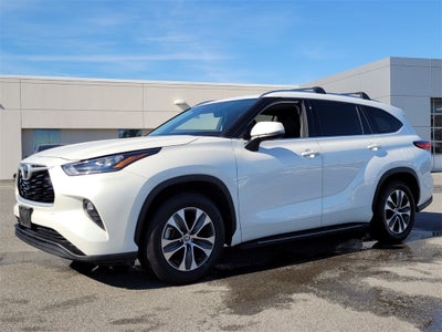 2020 Toyota HIGHLANDER XLE