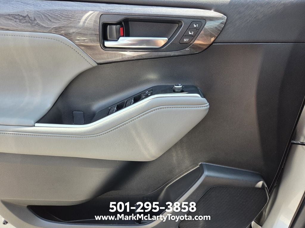 2023 Toyota HIGHLANDER Limited