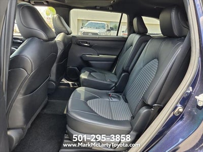 2024 Toyota Highlander XSE
