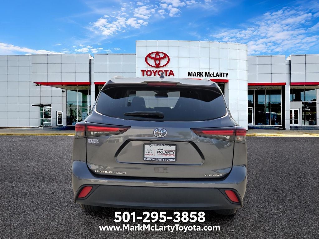 2025 Toyota Highlander XLE