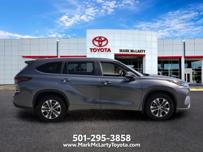 2025 Toyota Highlander XLE