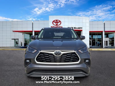 2025 Toyota Highlander XLE