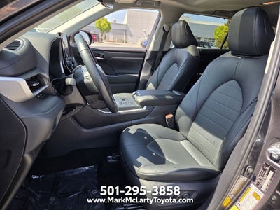 2025 Toyota Highlander XLE