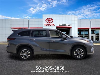 2025 Toyota Highlander XLE