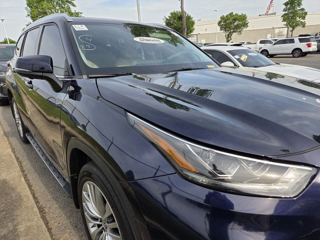 2023 Toyota Highlander Platinum
