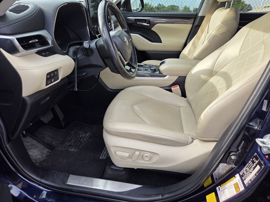 2023 Toyota Highlander Platinum