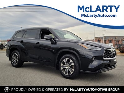 2024 Toyota HIGHLANDER XLE