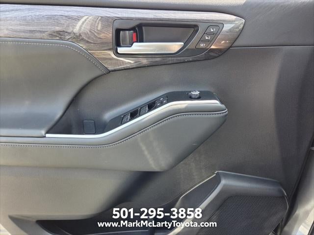 2026 Toyota HIGHLANDER Limited