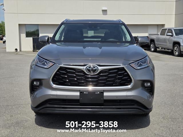 2026 Toyota HIGHLANDER Limited