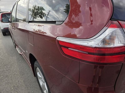 2017 Toyota SIENNA LE 3.5L LE 7 Passenger