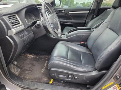 2018 Toyota HIGHLANDER XLE