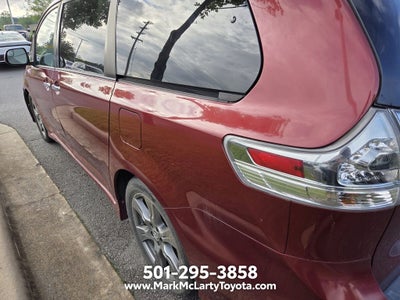 2019 Toyota Sienna SE 8 Passenger