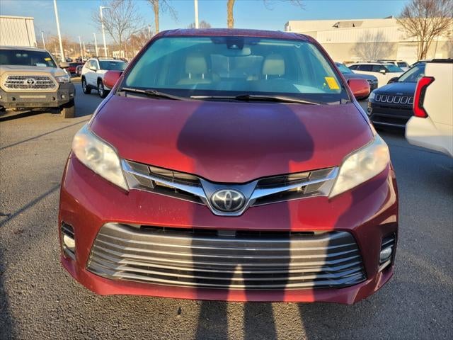 2019 Toyota SIENNA XLE 3.5L L 7 Passenger