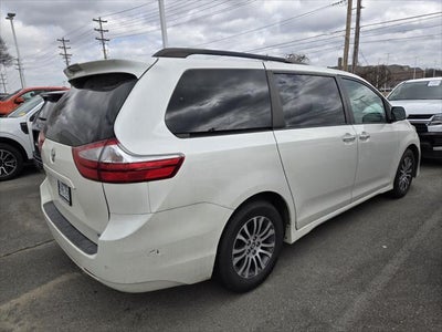 2019 Toyota SIENNA XLE 3.5L XLE 7 Passenger