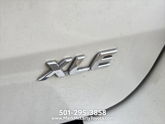 2020 Toyota Sienna XLE 8 Passenger