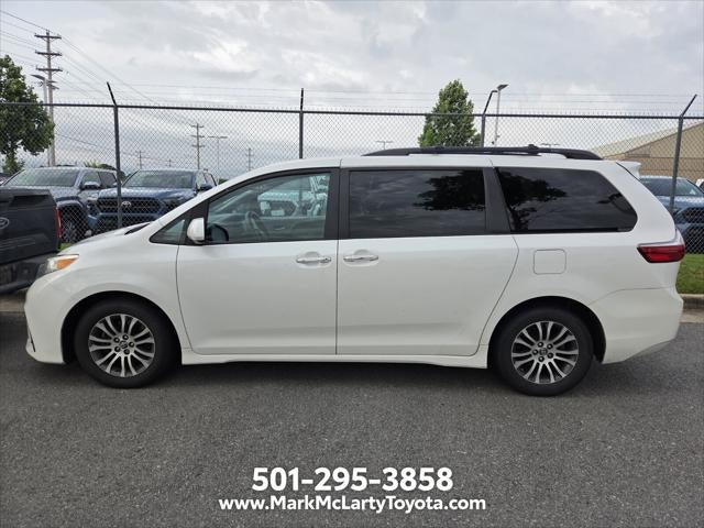 2020 Toyota Sienna XLE 8 Passenger