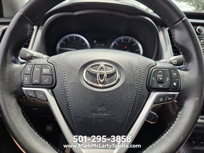 2017 Toyota Highlander Limited