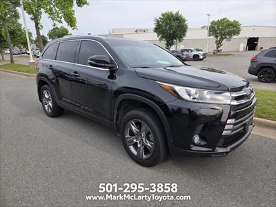 2017 Toyota HIGHLANDER Limited Platinum