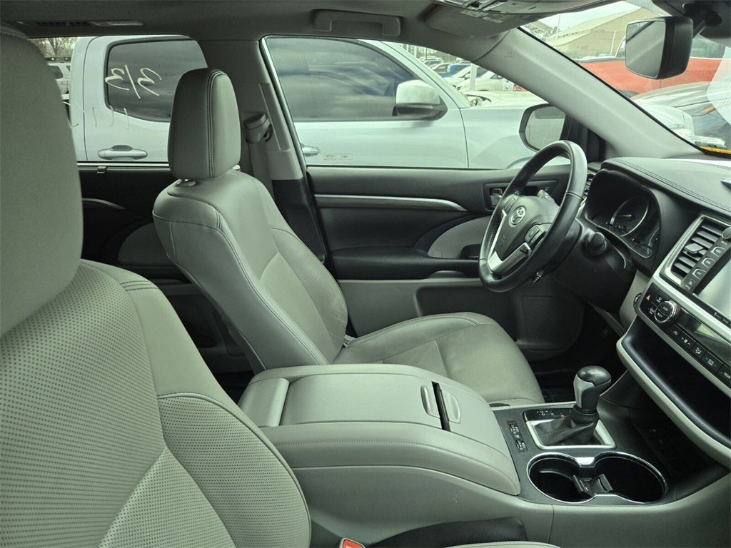 2018 Toyota Highlander Limited Platinum