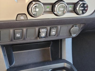 2018 Toyota TACOMA SR5 SR5 V6