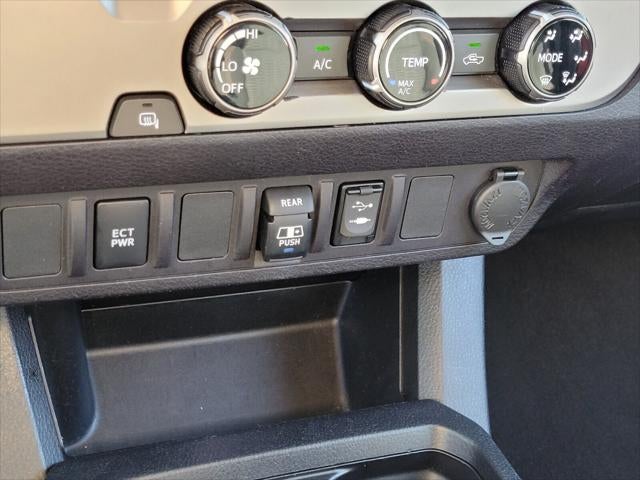 2018 Toyota TACOMA SR5 SR5 V6