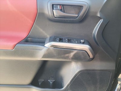 2018 Toyota TACOMA SR5 SR5 V6