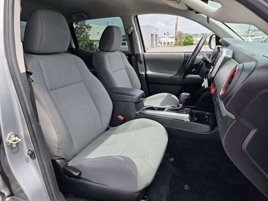 2020 Toyota TACOMA SR5 SR5 V6