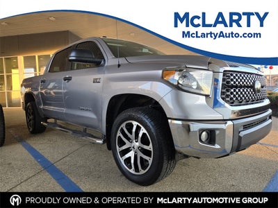 2018 Toyota TUNDRA 4X4 SR5