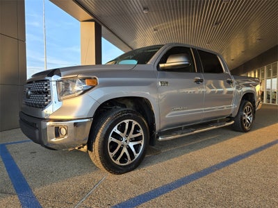 2018 Toyota TUNDRA 4X4 SR5