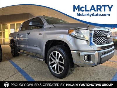 2018 Toyota TUNDRA 4X4 SR5