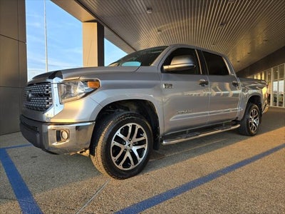 2018 Toyota TUNDRA 4X4 SR5