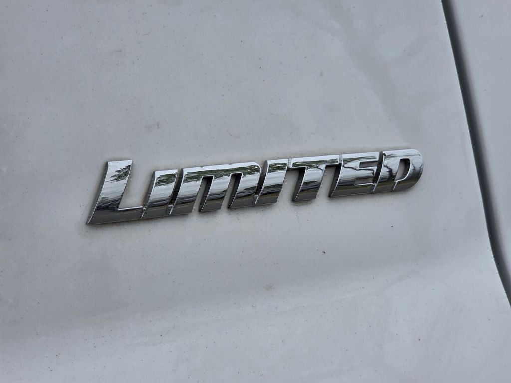 2018 Toyota TUNDRA 4X2 Limited CrewMax