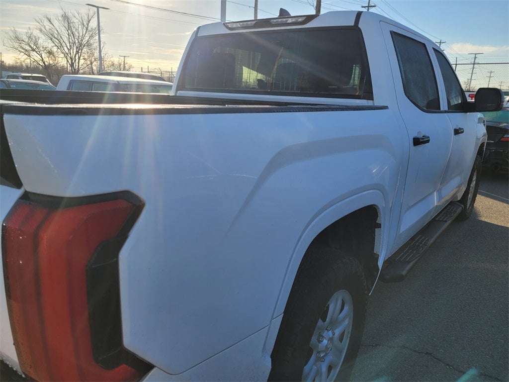 2023 Toyota TUNDRA 4X4 SR