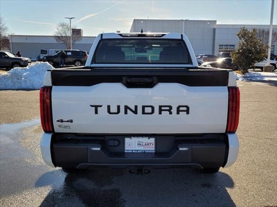 2023 Toyota TUNDRA 4X4 SR