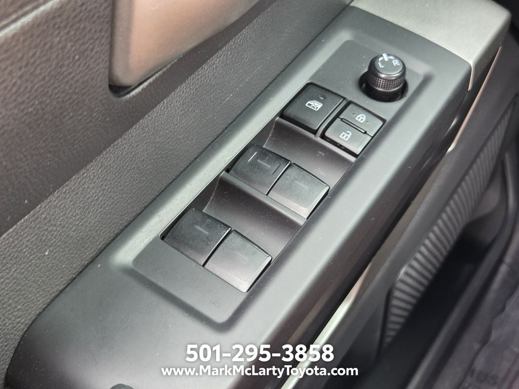 2025 Toyota TUNDRA 4X2 SR5
