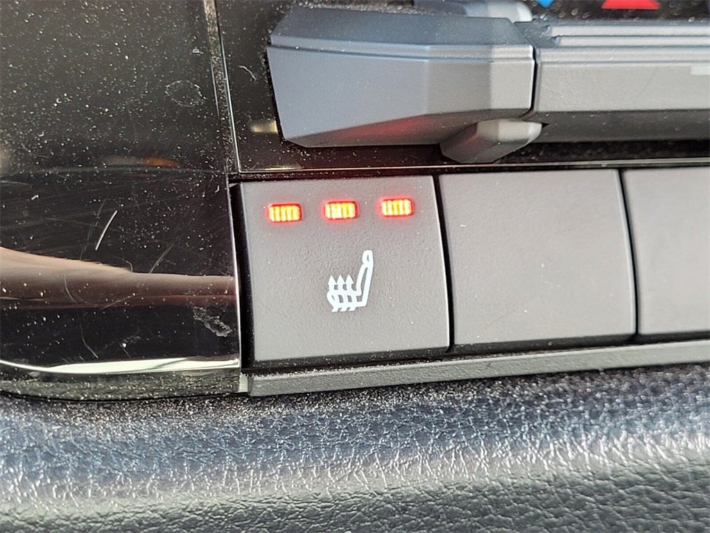 2025 Toyota TUNDRA 4X4 SR5