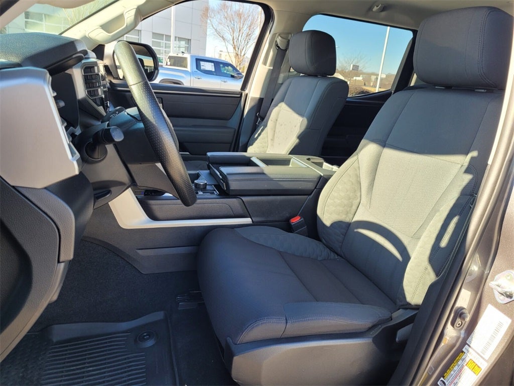 2023 Toyota TUNDRA 4X4 SR5