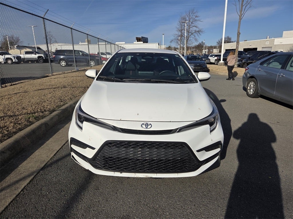 2025 Toyota COROLLA SE