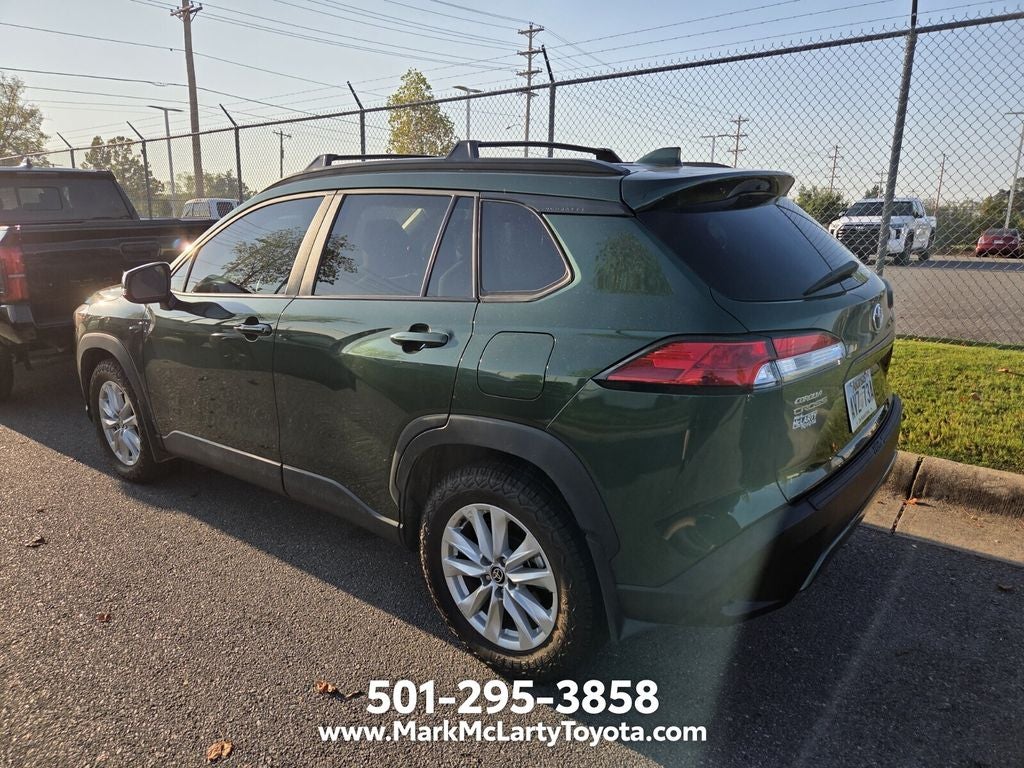 2024 Toyota Corolla Cross LE