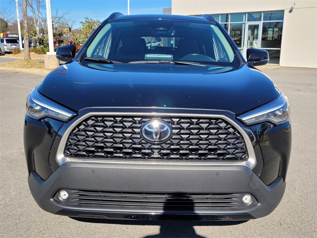 2024 Toyota Corolla Cross XLE