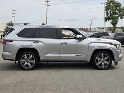 2025 Toyota SEQUOIA 4WD Capstone