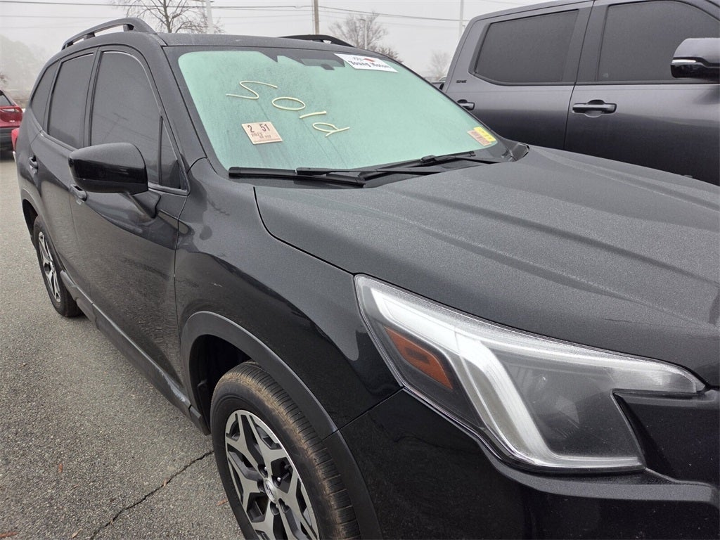 2023 Subaru Forester Premium