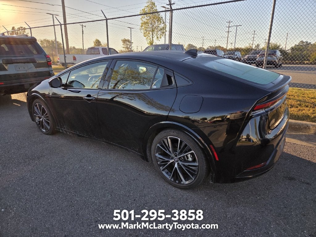 2025 Toyota Prius XLE