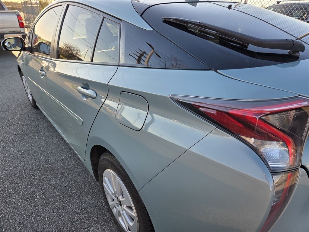 2016 Toyota Prius Two