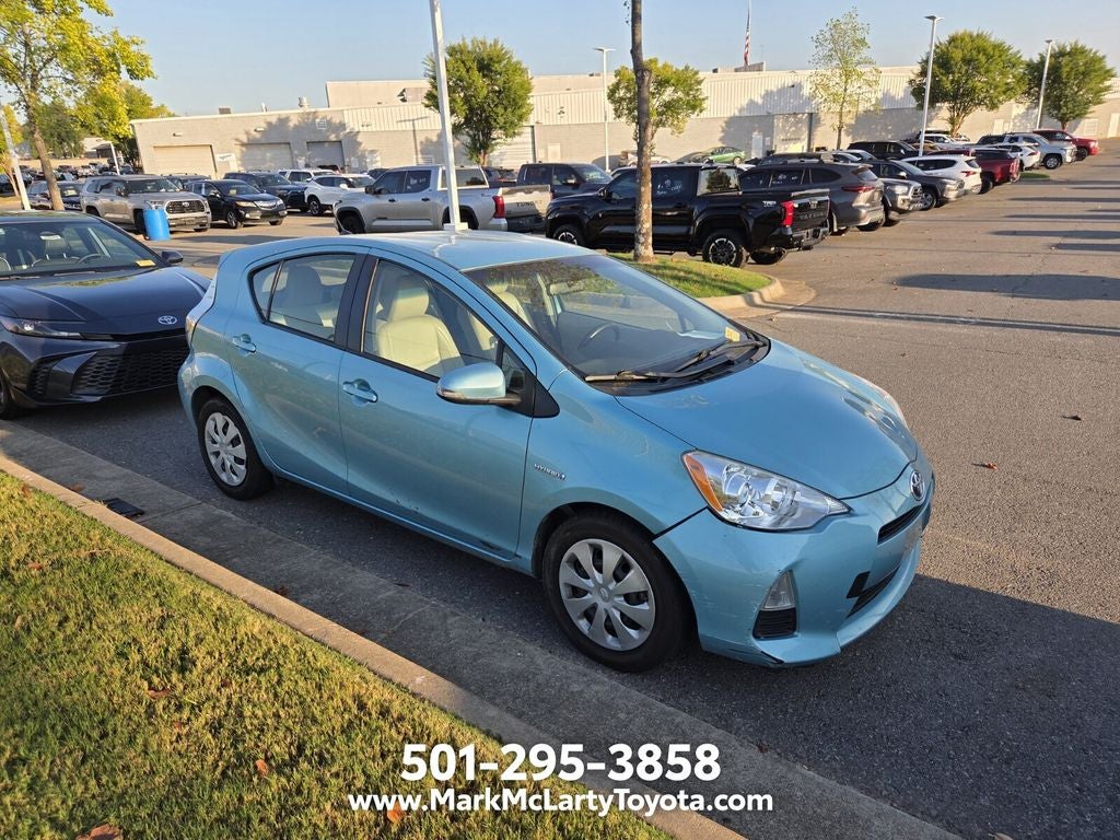 2014 Toyota PRIUS c Two